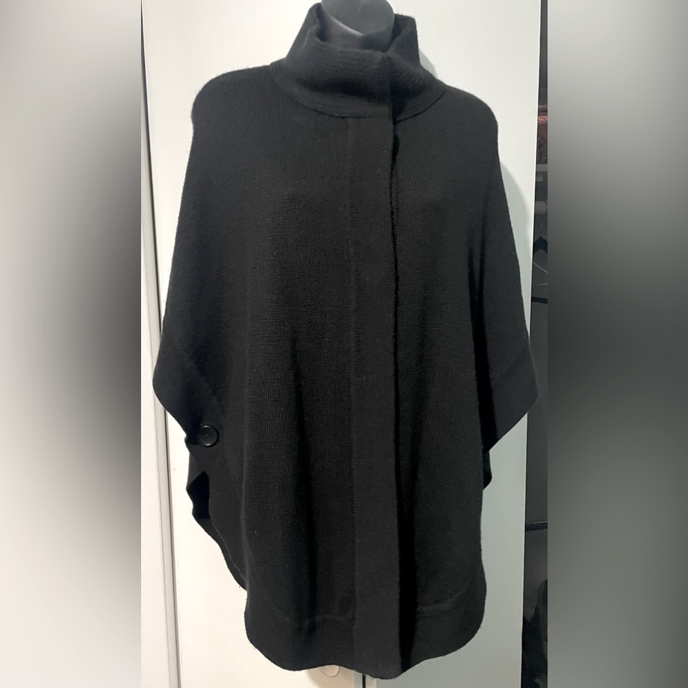 Poncho cape cardi
